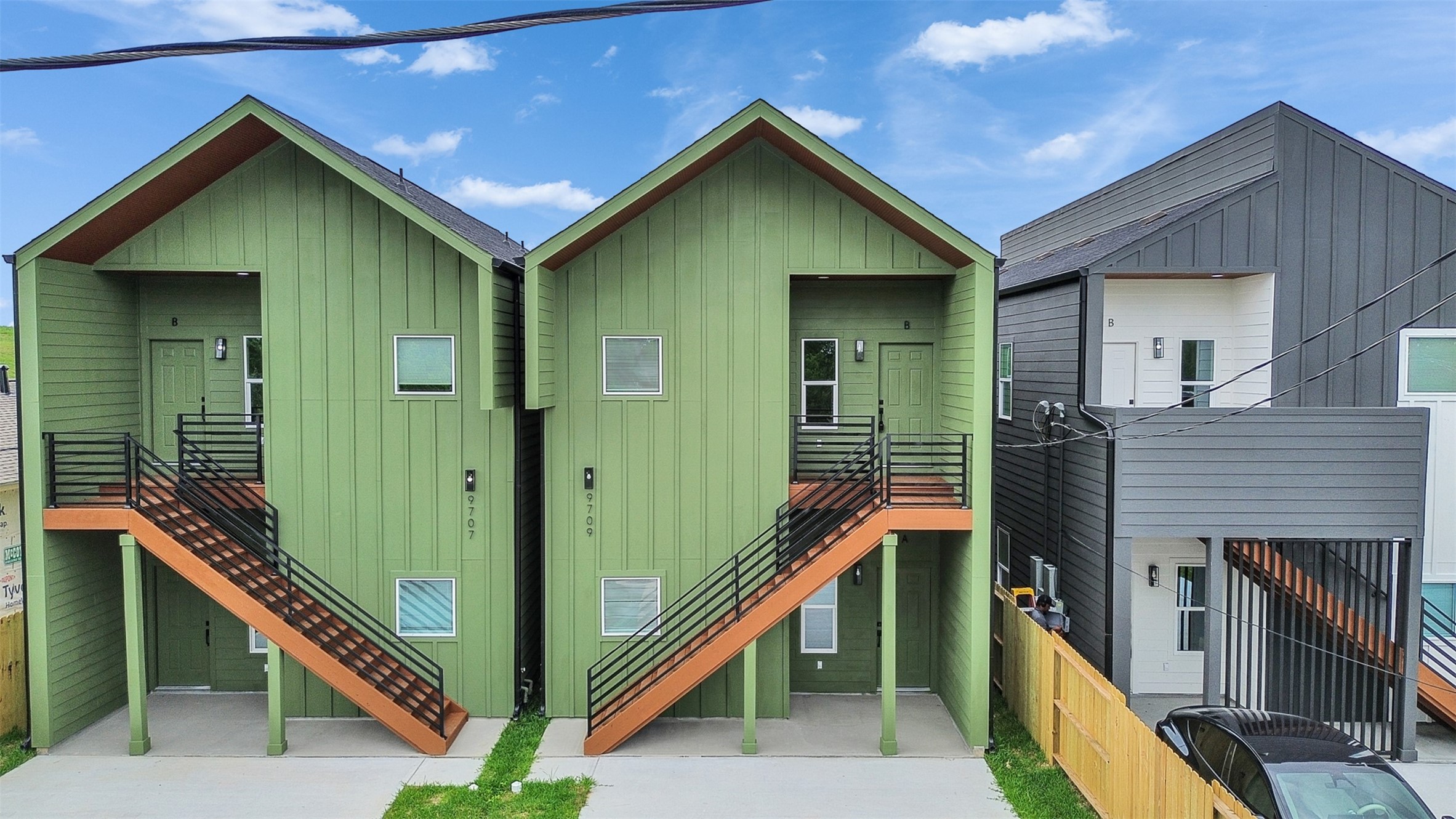 9707 Cargill Street, Unit AB Houston, TX 77029 - Photo 2 of 32 a house view with a backyard space