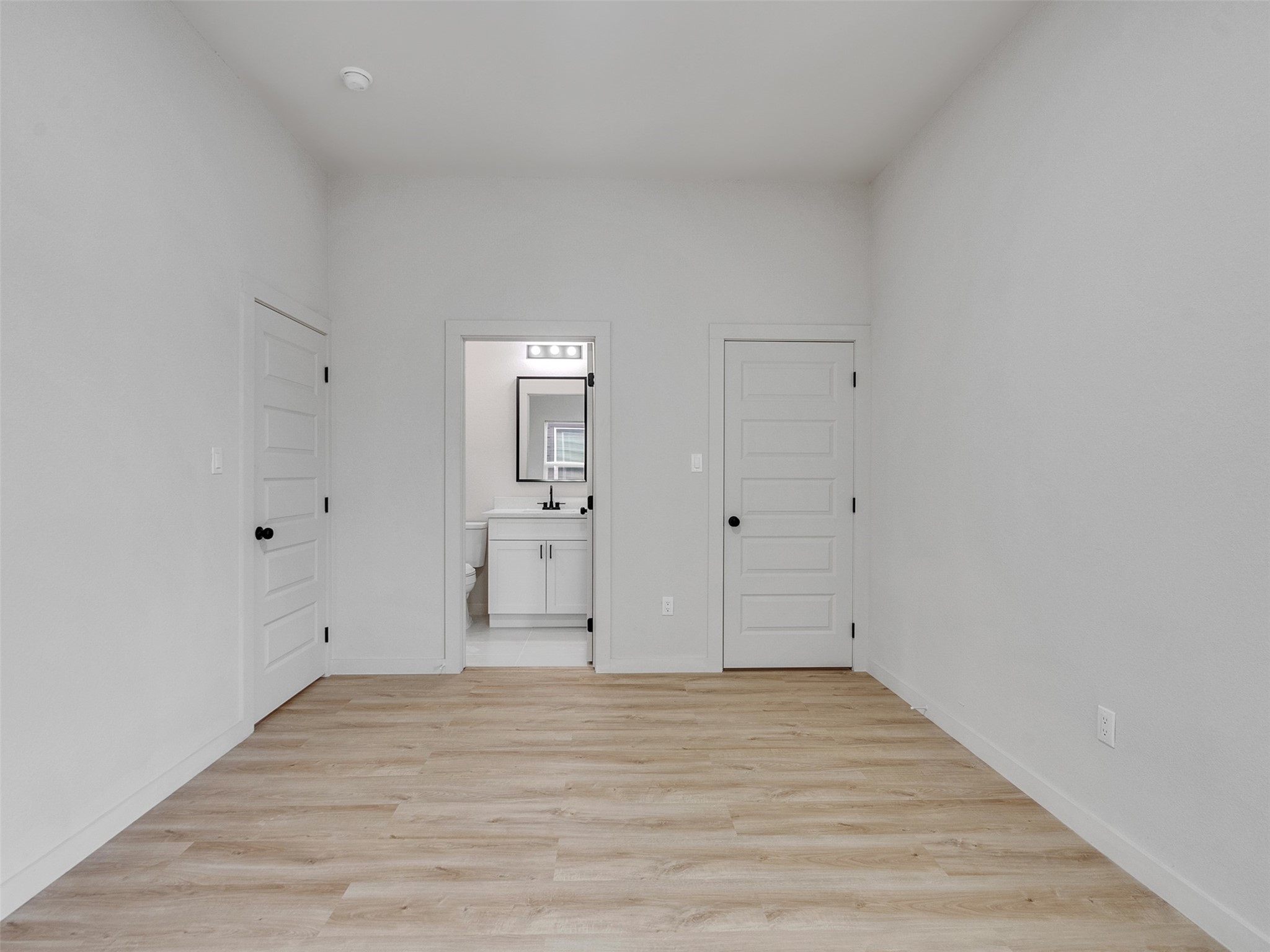9707 Cargill Street, Unit AB Houston, TX 77029 - Photo 28 of 32 a view of empty room