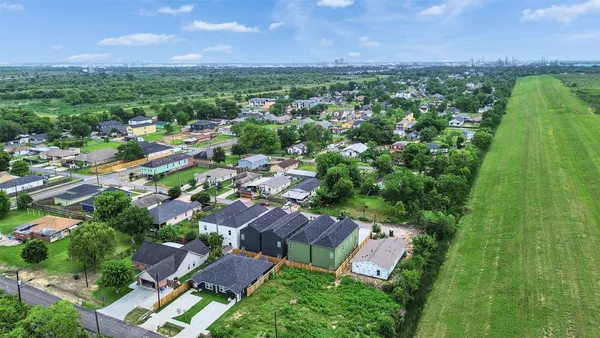 $2,300 | 9707 Cargill Street, Unit AB, Houston, TX 77029