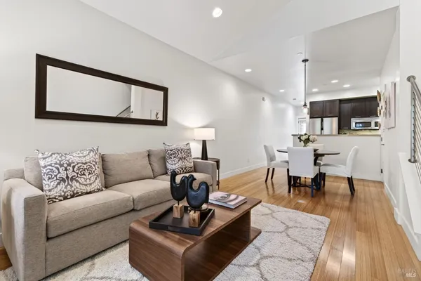 $998,000 | 544 Grove Street, Healdsburg, CA 95448