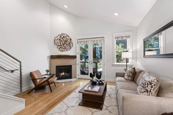$998,000 | 544 Grove Street, Healdsburg, CA 95448