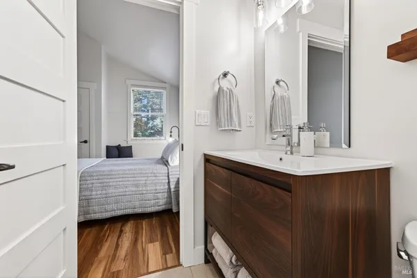 $998,000 | 544 Grove Street, Healdsburg, CA 95448