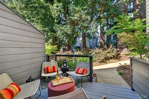 $998,000 | 544 Grove Street, Healdsburg, CA 95448