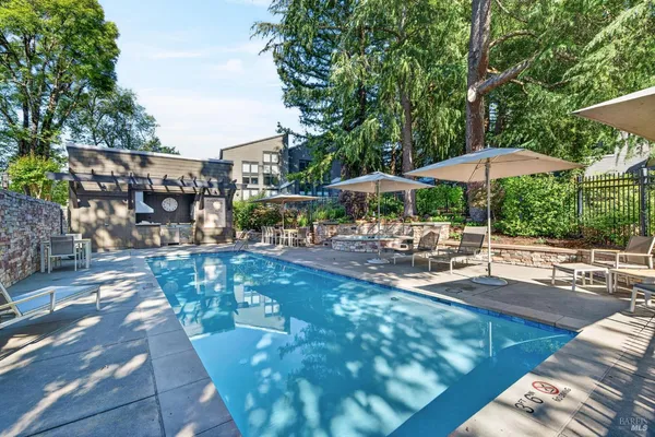 $998,000 | 544 Grove Street, Healdsburg, CA 95448