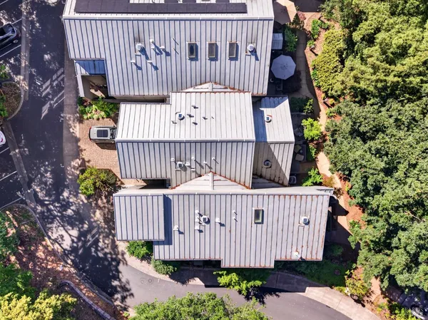 $998,000 | 544 Grove Street, Healdsburg, CA 95448