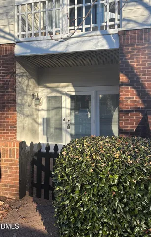 $1,895 | 1001 Brighthurst Drive, Unit 106, Raleigh, NC 27605