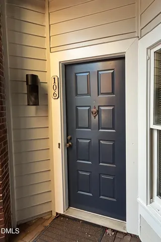 $1,895 | 1001 Brighthurst Drive, Unit 106, Raleigh, NC 27605