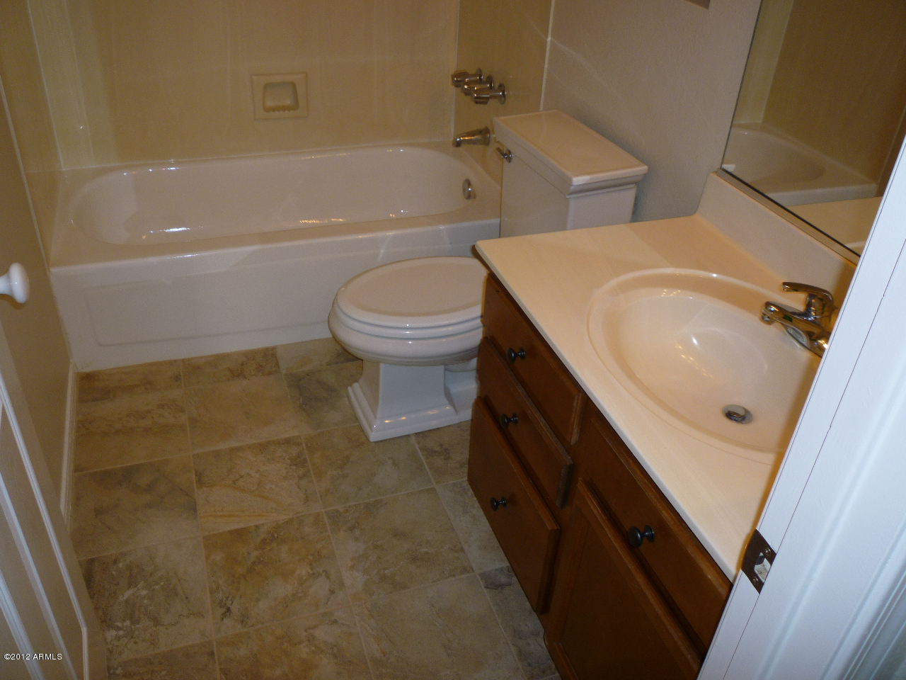 530 West Tumbleweed Road Gilbert, AZ 85233 - Photo 10 of 28 530 W Tumbleweed Rd Gilbert 014