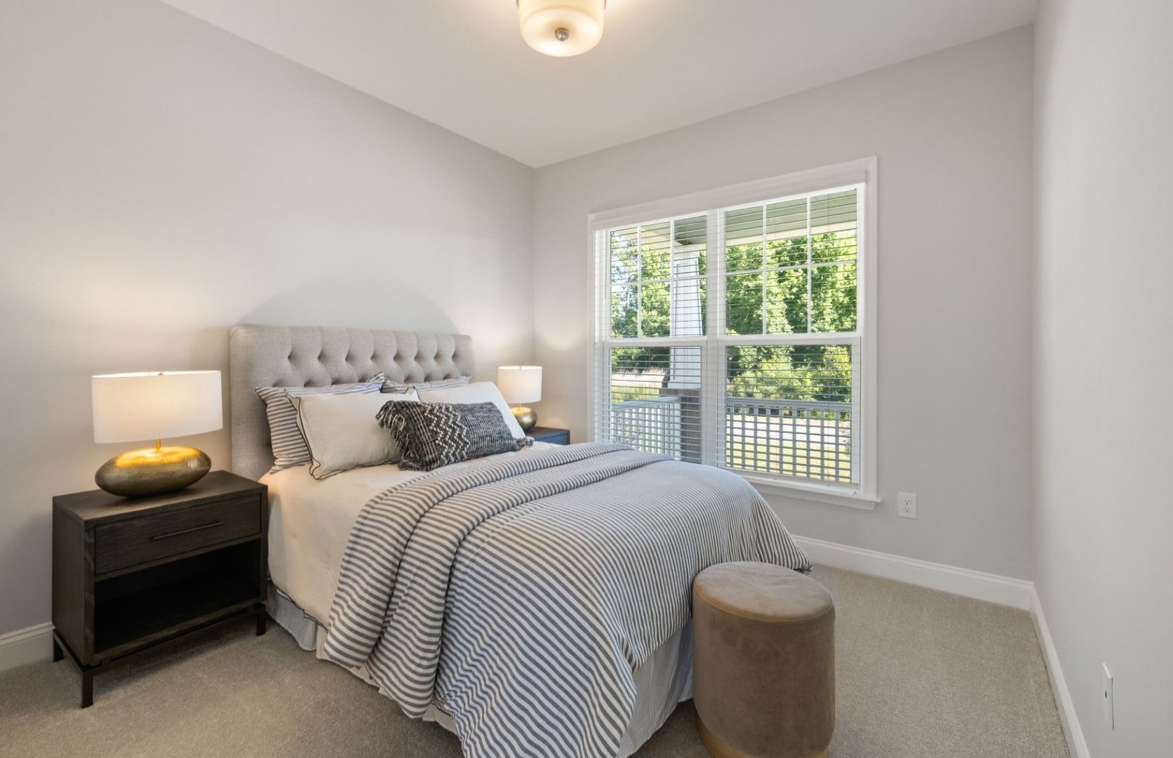 250 Teerling Circle New Lenox, IL 60451 - Photo 2 of 2 a bedroom with a bed and a window