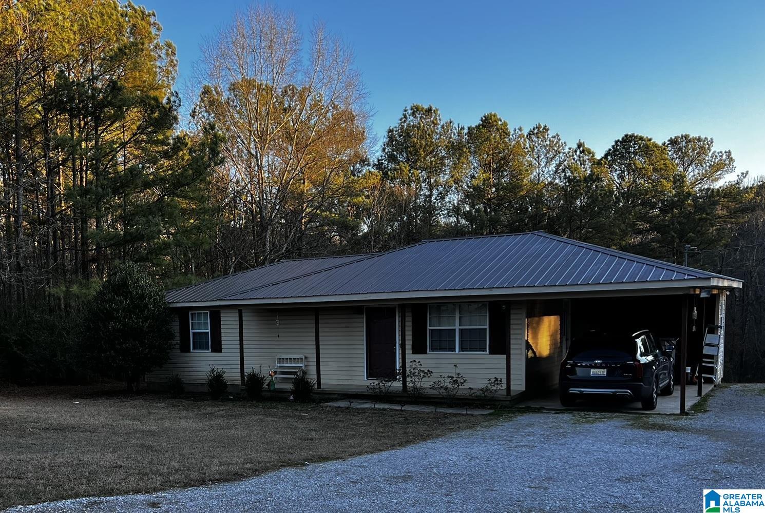802 Fred Terry Road Locust Fork, AL 35097 - Photo 1 of 5
