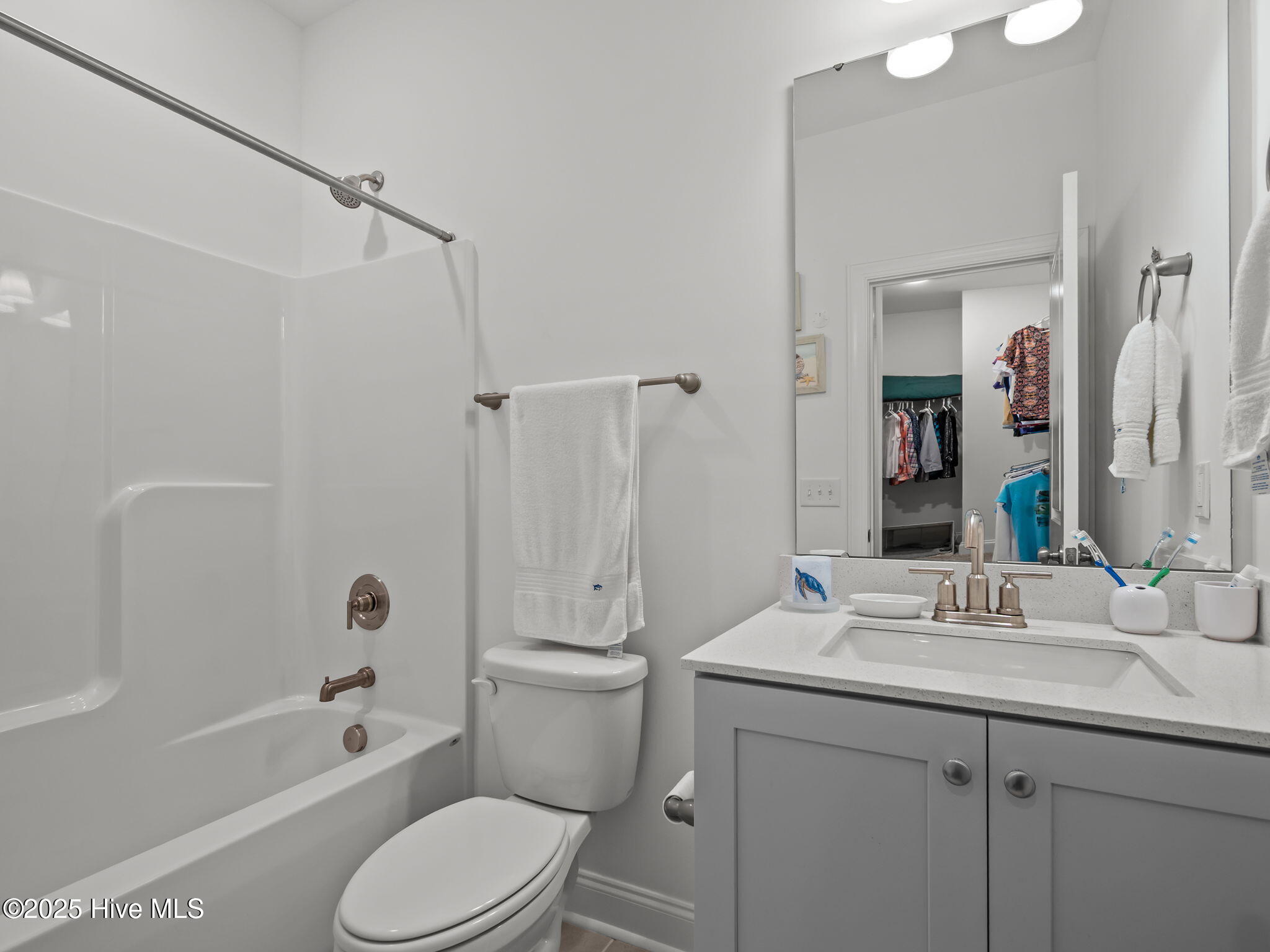 233 Coastline Circle Cedar Point, NC 28584 - Photo 27 of 42 Hallway bath