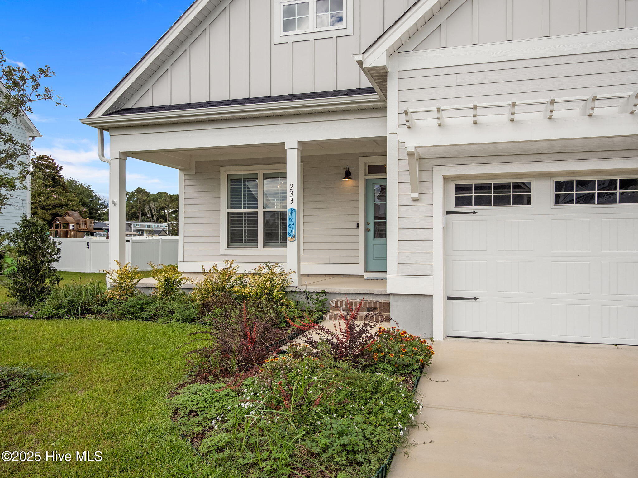 233 Coastline Circle Cedar Point, NC 28584 - Photo 7 of 42 Front