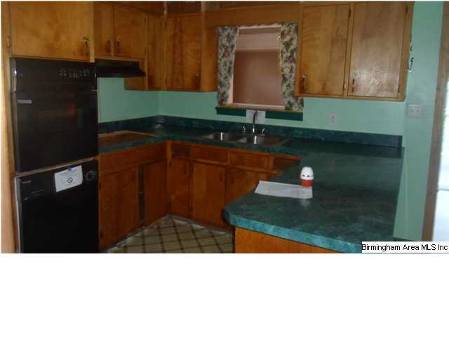 405 Warren Street Bessemer, AL 35022 - Photo 16 of 19