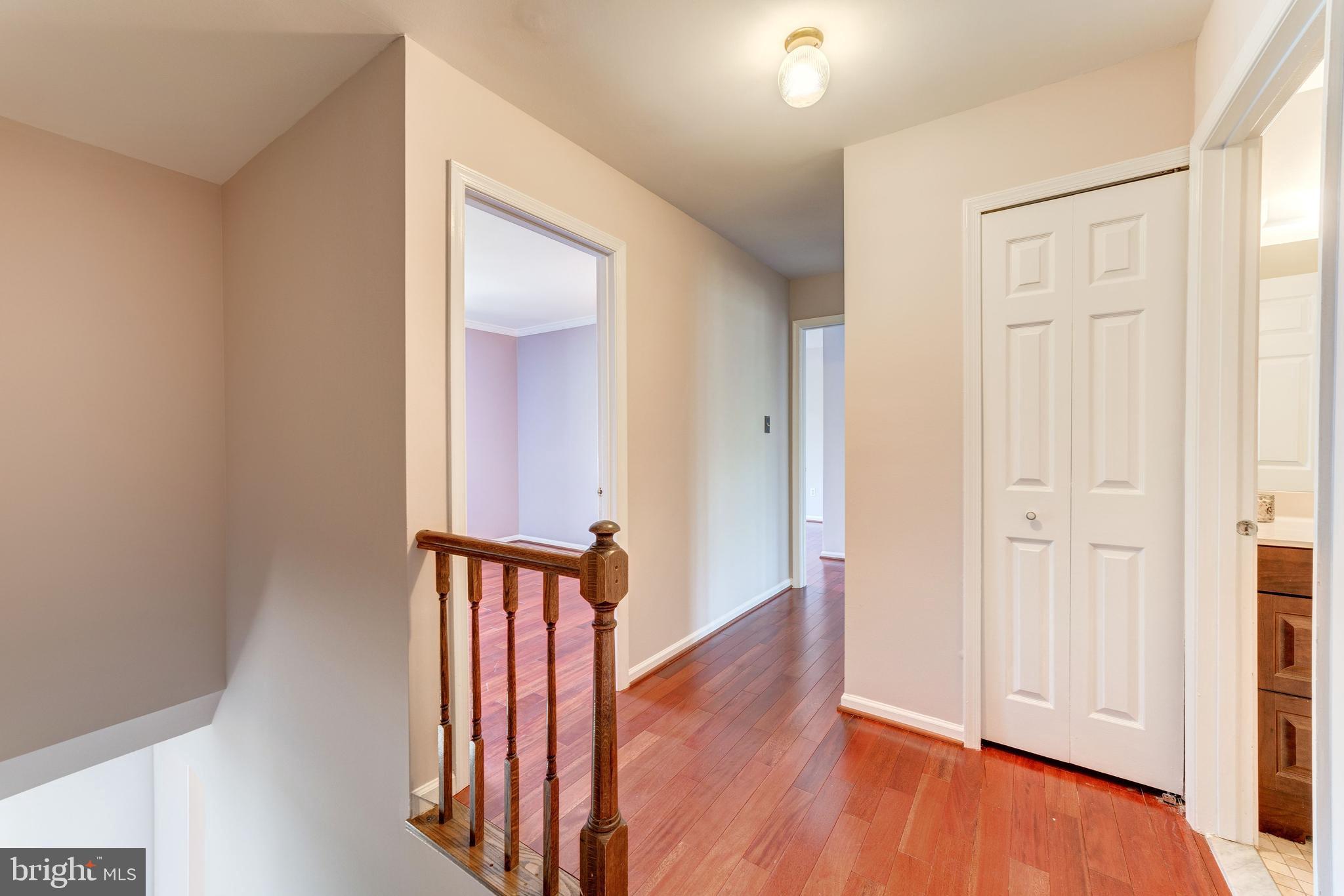 8326 Lindside Way Springfield, VA 22153 - Photo 30 of 48 UPPER LANDING