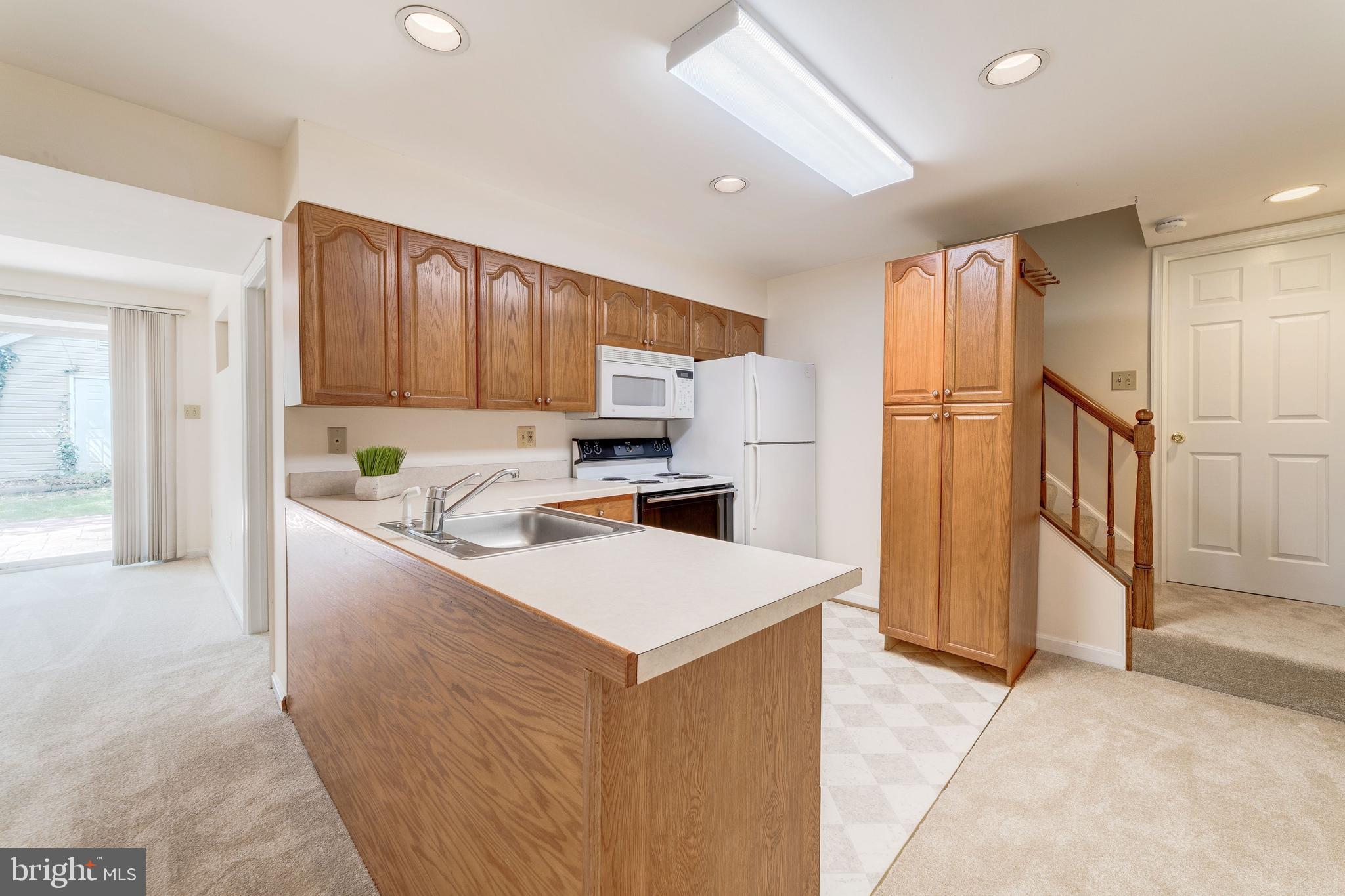 8326 Lindside Way Springfield, VA 22153 - Photo 42 of 48 DESIGNED FOR IN-LAW/APARTMENT LAYOUT