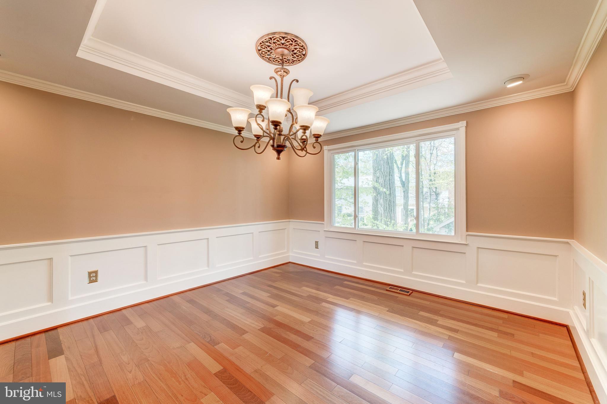 8326 Lindside Way Springfield, VA 22153 - Photo 8 of 48 DINING ROOM