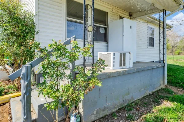 $273,000 | 784 Burch Lane, McMinnville, TN 37110