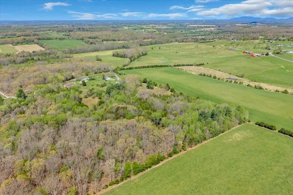 $273,000 | 784 Burch Lane, McMinnville, TN 37110