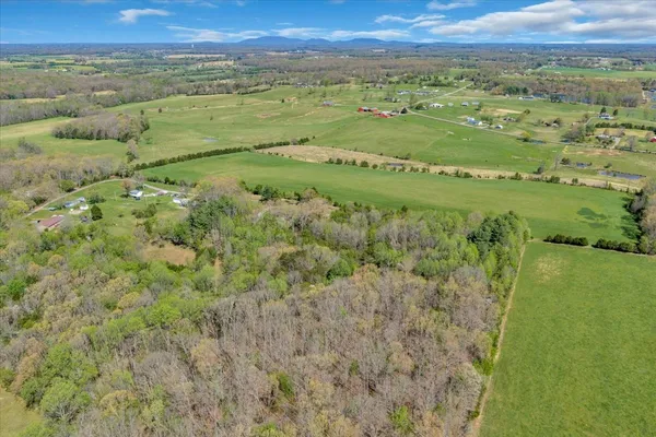 $273,000 | 784 Burch Lane, McMinnville, TN 37110