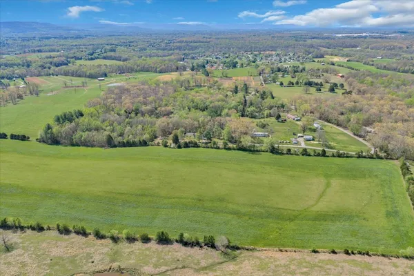 $273,000 | 784 Burch Lane, McMinnville, TN 37110