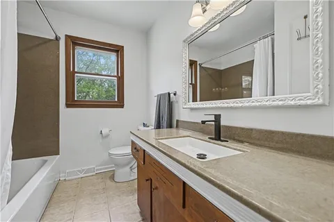 $180,000 | 3110 South 37th Street, Kansas City, KS 66106