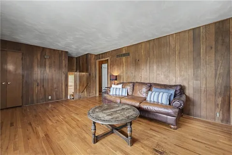 $180,000 | 3110 South 37th Street, Kansas City, KS 66106