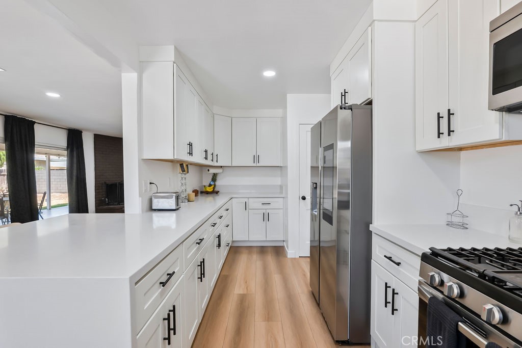 5651 Magnolia Avenue Rialto, CA 92377 - Photo 13 of 37