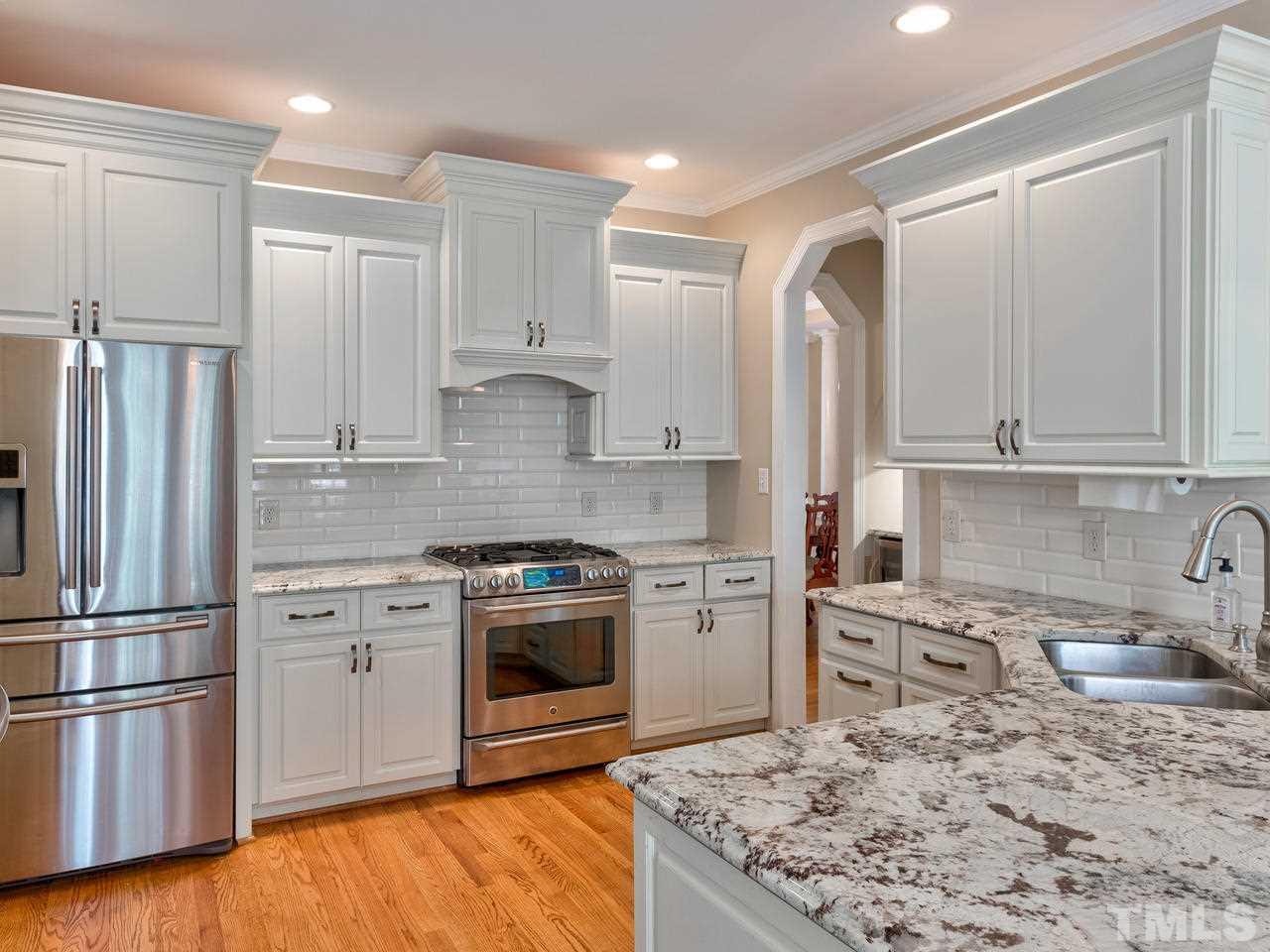 7024 Trenton Ridge Court Raleigh, NC 27613 - Photo 11 of 30