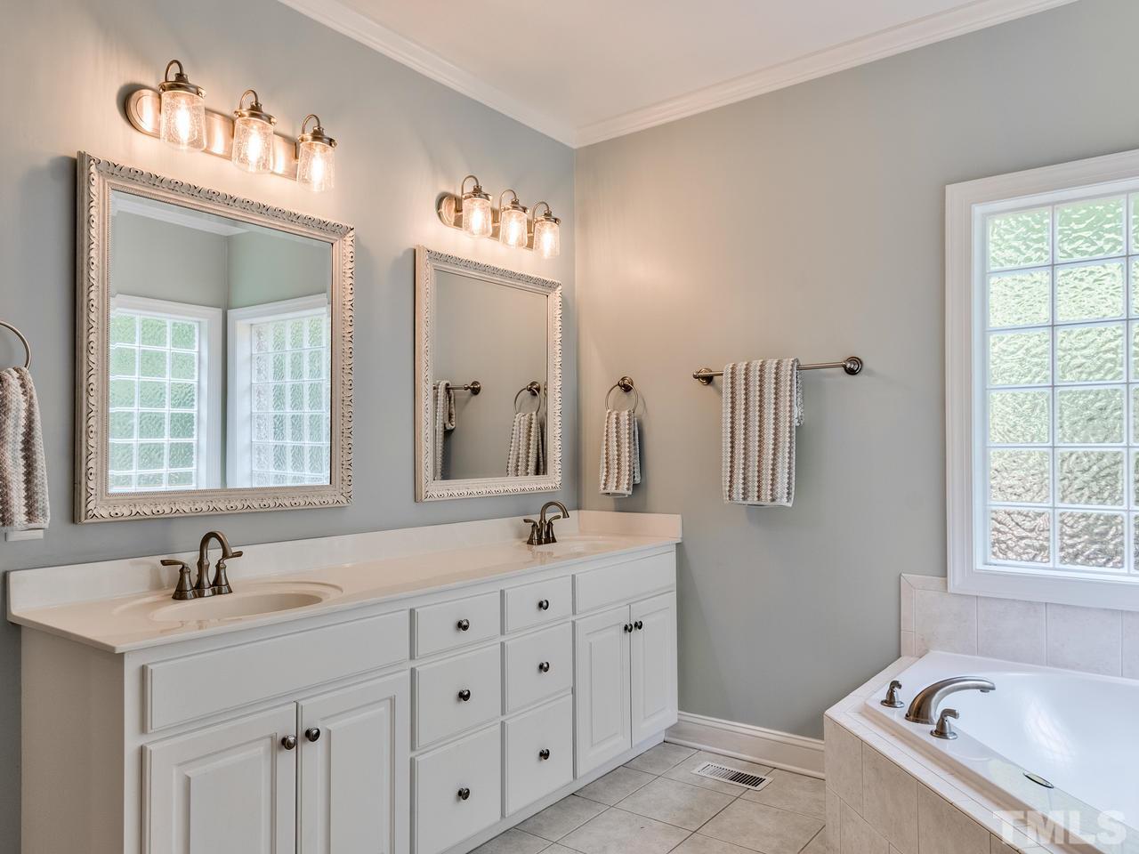7024 Trenton Ridge Court Raleigh, NC 27613 - Photo 17 of 30