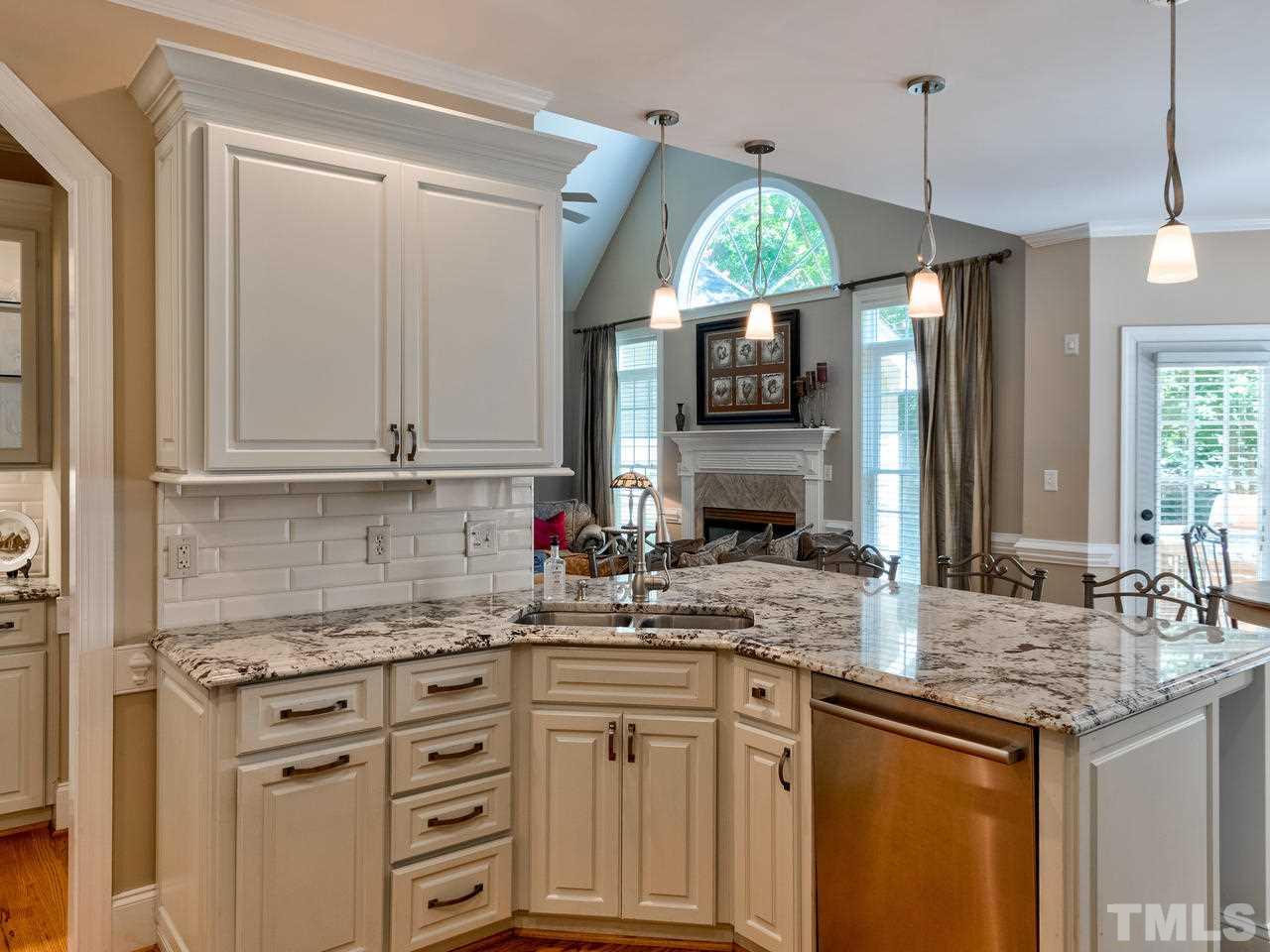 7024 Trenton Ridge Court Raleigh, NC 27613 - Photo 9 of 30