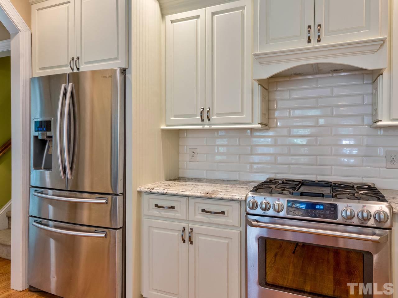 7024 Trenton Ridge Court Raleigh, NC 27613 - Photo 10 of 30
