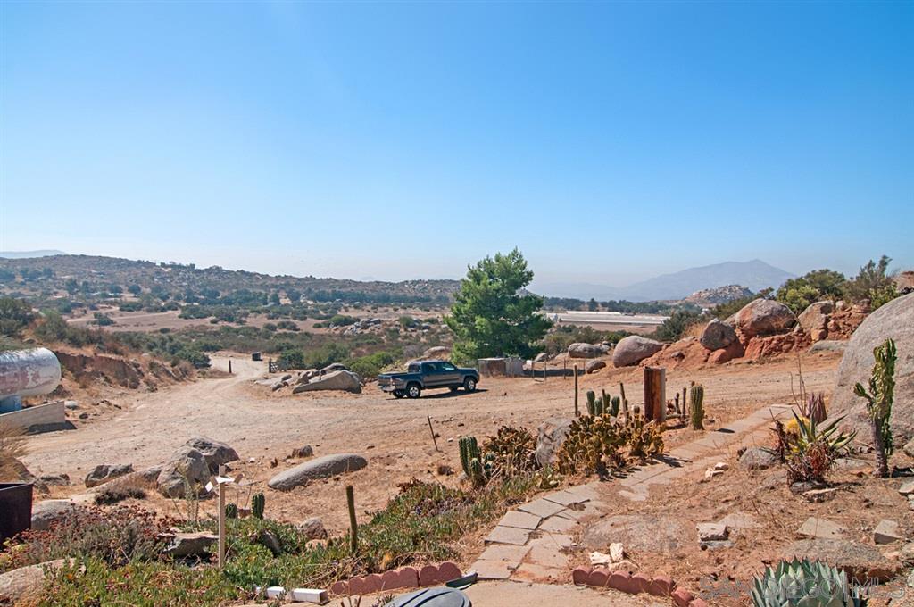 860-862 Harris Ranch Road Potrero, CA 91963 - Photo 3 of 25
