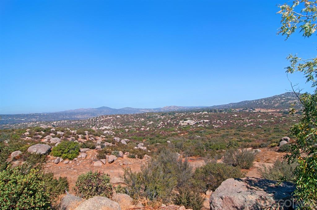 860-862 Harris Ranch Road Potrero, CA 91963 - Photo 4 of 25