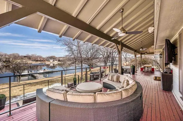 $1,165,000 | 153 South Shore Drive, Amarillo, TX 79118