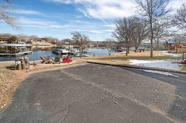 $1,165,000 | 153 South Shore Drive, Amarillo, TX 79118