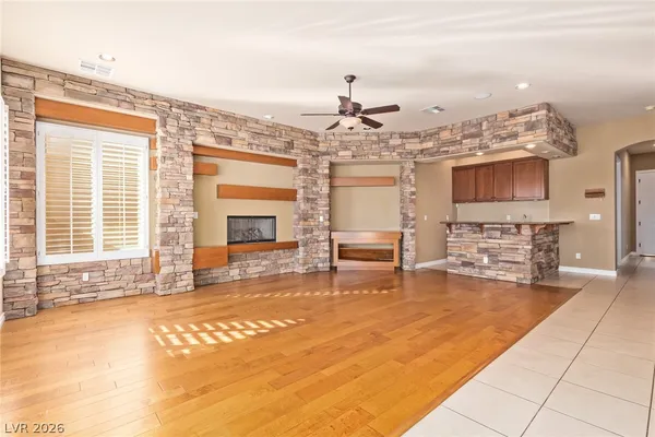 $6,495 | 9805 Queen Charlotte Drive, Las Vegas, NV 89145