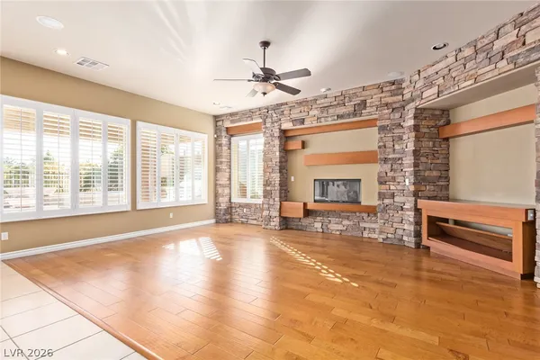 $6,495 | 9805 Queen Charlotte Drive, Las Vegas, NV 89145