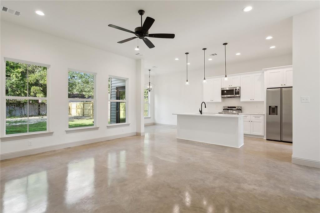 2120 Robin Street Slidell, LA 70460 - Photo 6 of 21