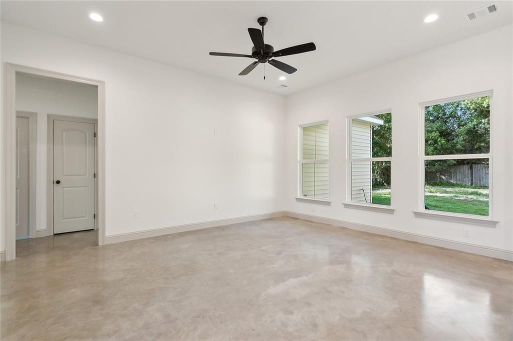 2120 Robin Street Slidell, LA 70460 - Photo 8 of 21