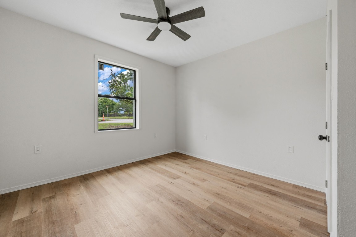 1313 Cos Street Liberty, TX 77575 - Photo 18 of 24 Bedroom/office or study