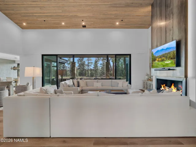 $7,582,000 | 2733 East Byrds View Drive, Unit 329, Flagstaff, AZ 86005