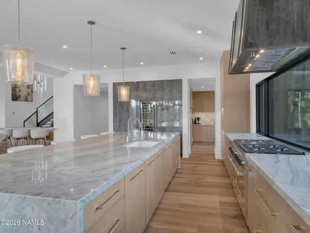 $7,582,000 | 2733 East Byrds View Drive, Unit 329, Flagstaff, AZ 86005