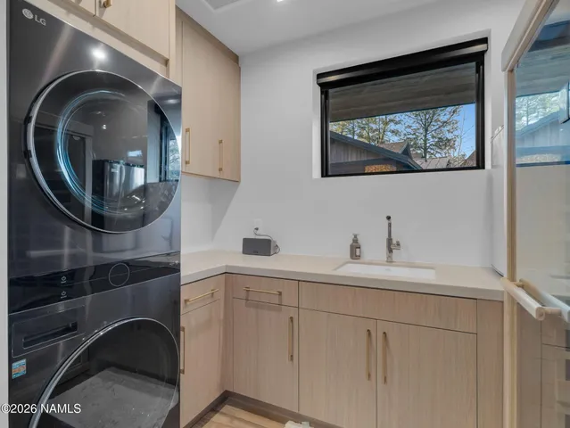 $7,582,000 | 2733 East Byrds View Drive, Unit 329, Flagstaff, AZ 86005