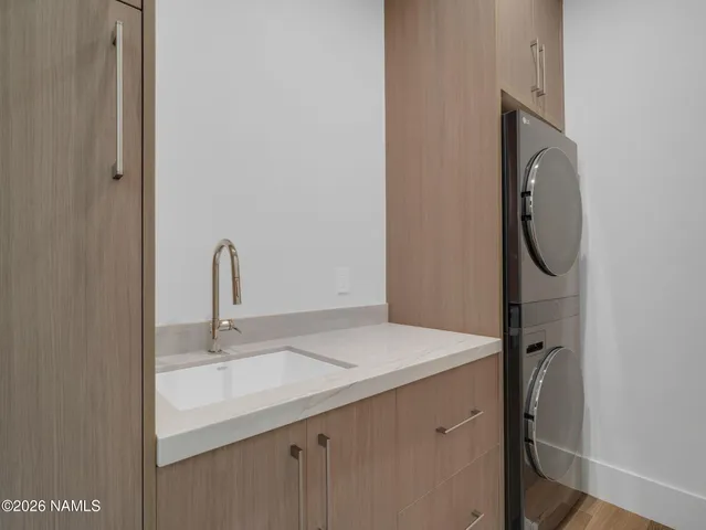 $7,582,000 | 2733 East Byrds View Drive, Unit 329, Flagstaff, AZ 86005