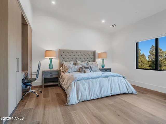 $7,582,000 | 2733 East Byrds View Drive, Unit 329, Flagstaff, AZ 86005