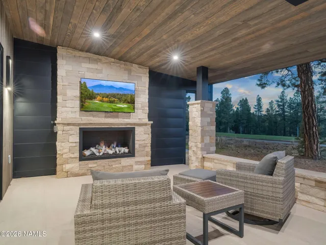 $7,582,000 | 2733 East Byrds View Drive, Unit 329, Flagstaff, AZ 86005