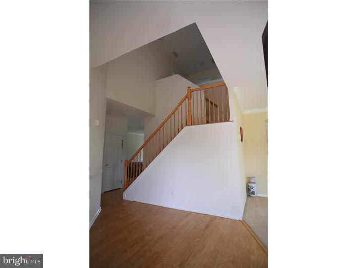 29 Manley Road Pennington, NJ 08534 - Photo 11 of 12 Foyer