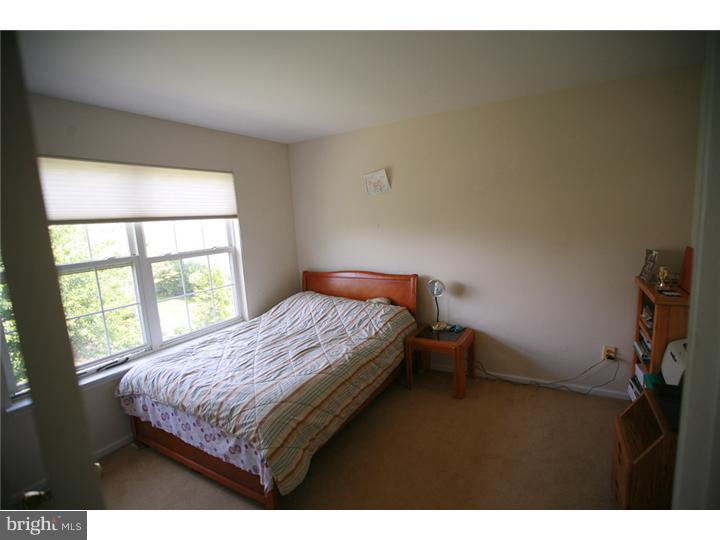 29 Manley Road Pennington, NJ 08534 - Photo 6 of 12 Bedroom 3