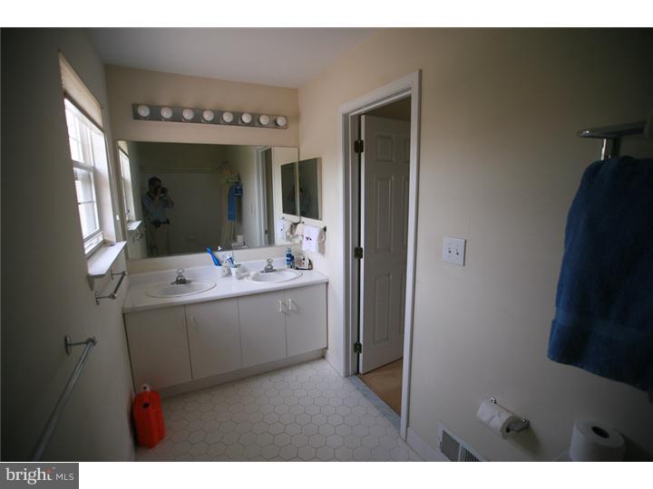 29 Manley Road Pennington, NJ 08534 - Photo 9 of 12 Master Bedroom