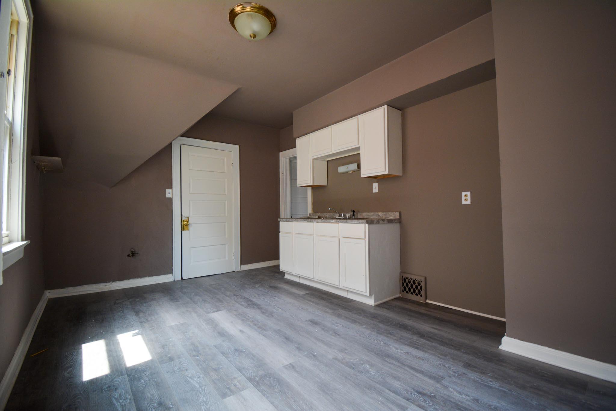 3221 North 29th Street Milwaukee, WI 53216 - Photo 17 of 23 Upper Kitchen